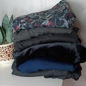 bundle lot of six athletic leggings size medium women's